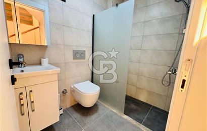 Foça Yenibağarası Mah. Havuzlu Site'de 3+1 Kiralık Villa