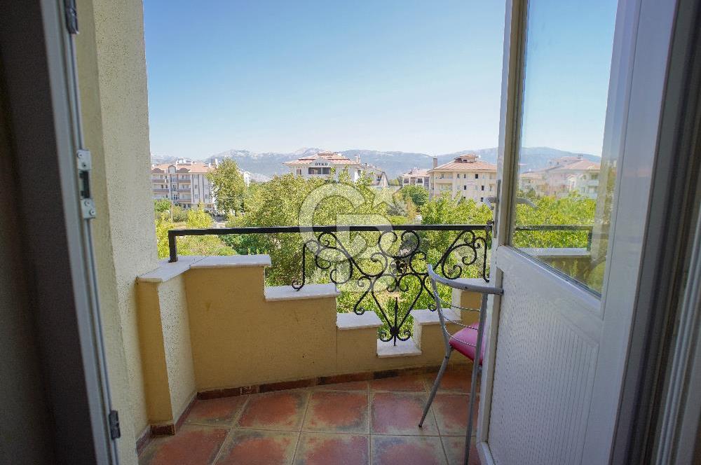 Muğla Menteşe Kötekli Mahallesi’nde Sarı Konak Apartmanı Satılık