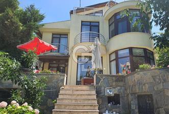 DOĞA MANZARALI PAŞAKÖY VİLLALARINDA SATILIK TRİBLEKS VİLLA