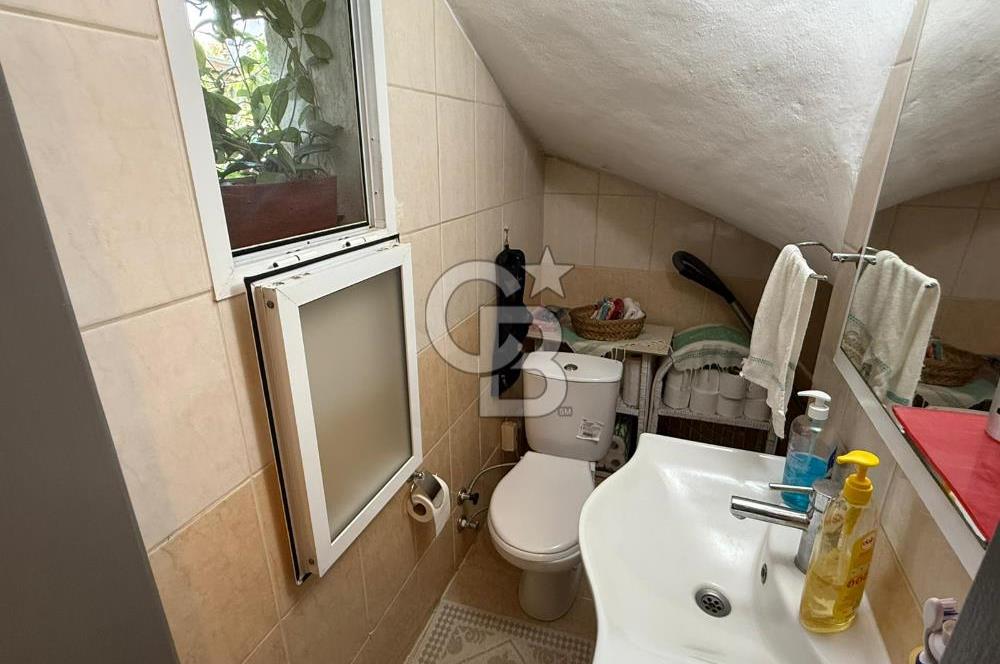 Bodrum Akyarlar’da, Nezih Site İçinde Geniş Bahçeli Satılık Villa