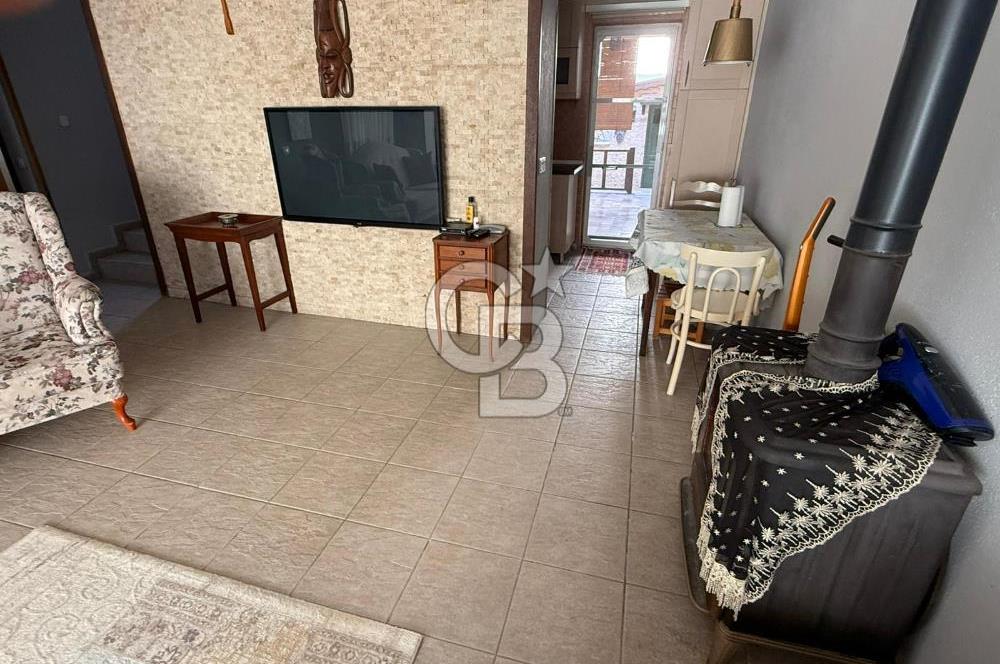 Bodrum Akyarlar’da, Nezih Site İçinde Geniş Bahçeli Satılık Villa
