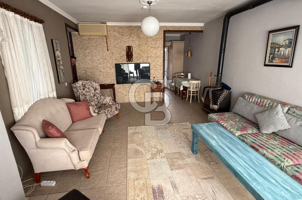 Bodrum Akyarlar’da, Nezih Site İçinde Geniş Bahçeli Satılık Villa