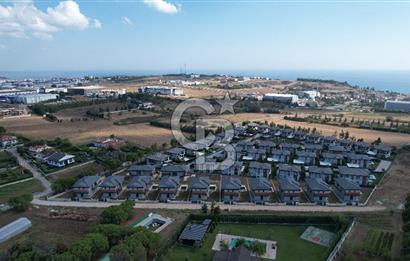 Silivri Kavaklı Satılık 4+1 Villa Müstakil Havuzlu