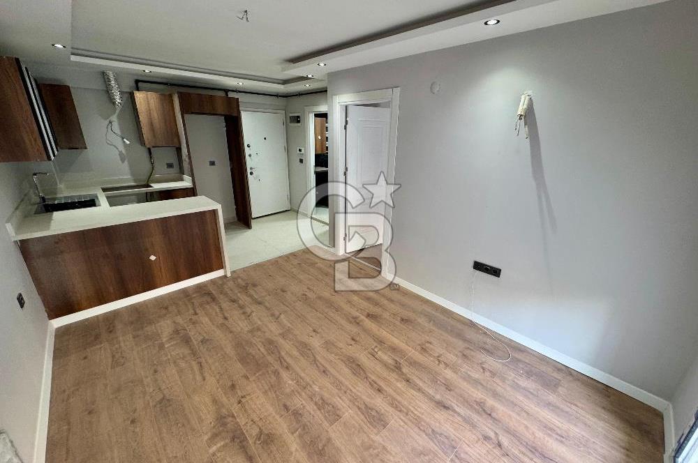 GARDEN BORNOVA ÖN CEPHE HAVUZLU KİRALIK 1+1 DAİRE