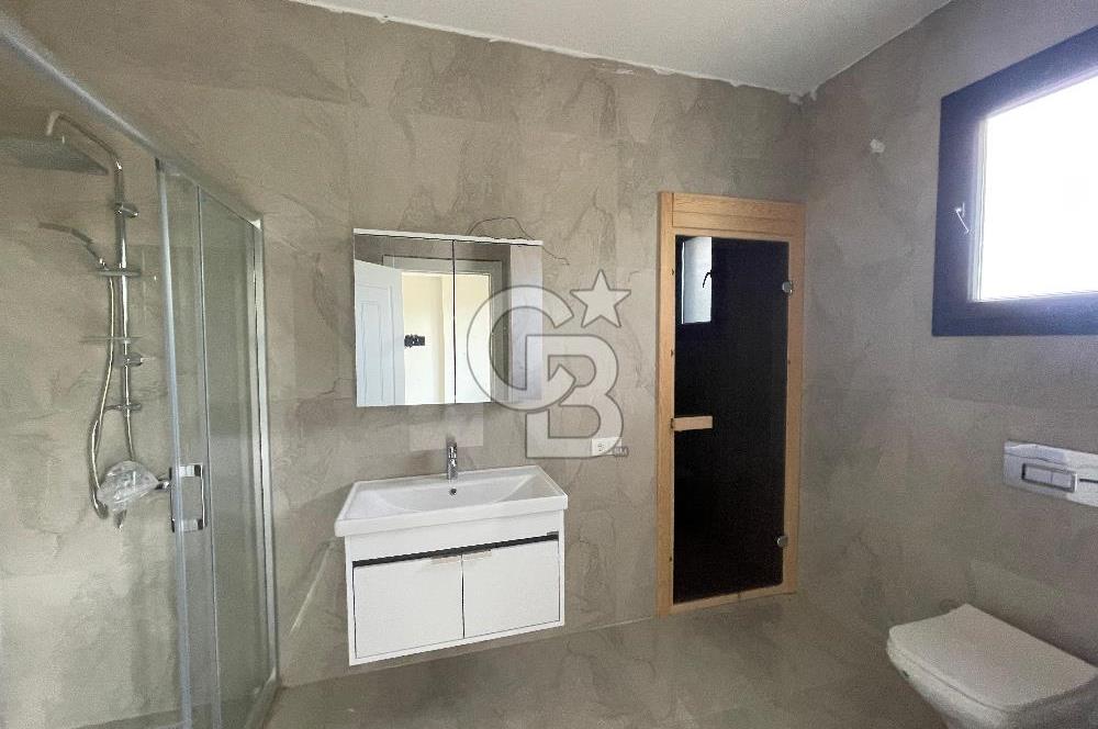 Silivri Kavaklı Satılık 4+1 Villa Müstakil Havuzlu