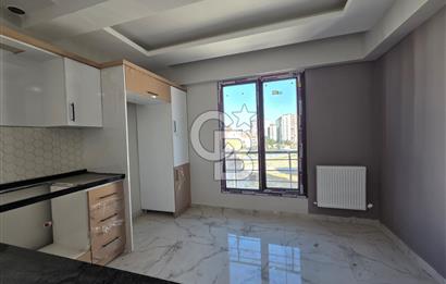 BAĞDAT CADDESİNDE SIFIR KİRALIK DAİRE