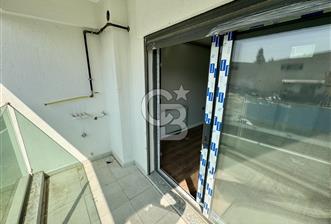 GARDEN BORNOVA HAVUZLU SİTEDE BALKONLU 1+1 DAİRE 
