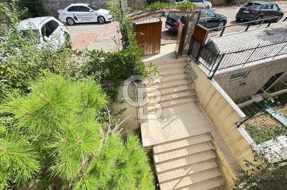 DOĞA MANZARALI PAŞAKÖY VİLLALARINDA SATILIK TRİBLEKS VİLLA
