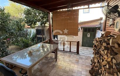 Bodrum Akyarlar’da, Nezih Site İçinde Geniş Bahçeli Satılık Villa