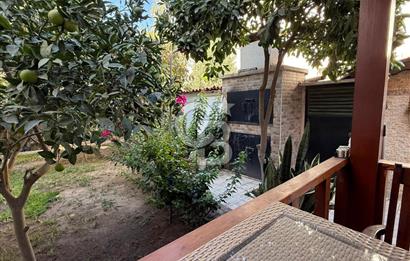 Bodrum Akyarlar’da, Nezih Site İçinde Geniş Bahçeli Satılık Villa