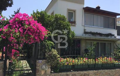 Bodrum Akyarlar’da, Nezih Site İçinde Geniş Bahçeli Satılık Villa