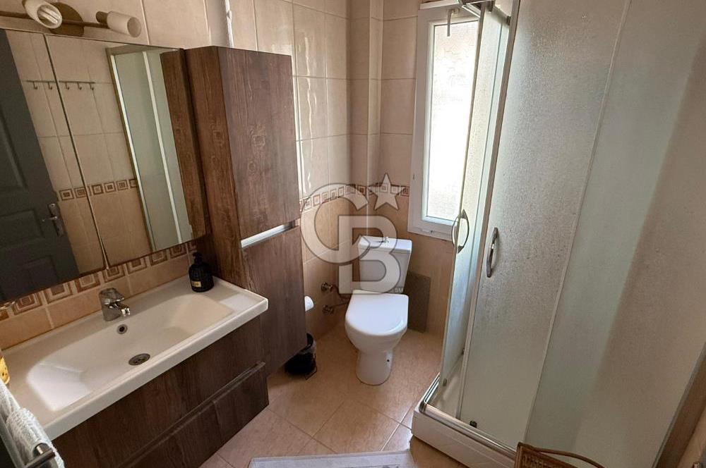 Bodrum Akyarlar’da, Nezih Site İçinde Geniş Bahçeli Satılık Villa