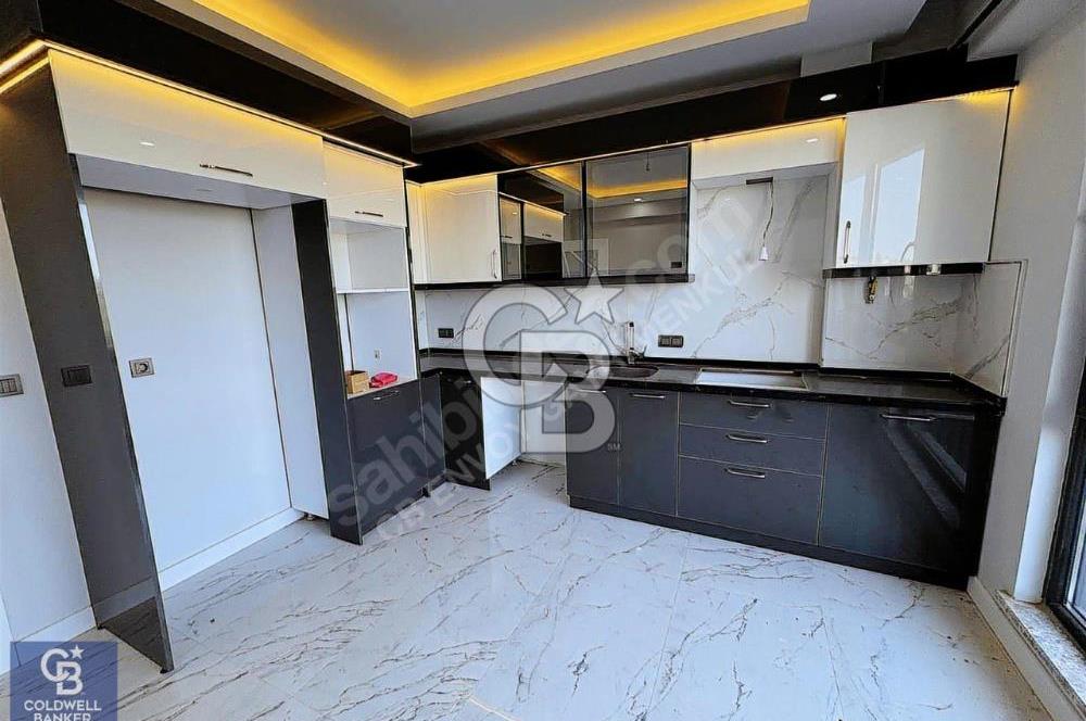 CB ENVOY'dan Topçular'da Deniz Manzaralı Bahçe Dubleks Daire