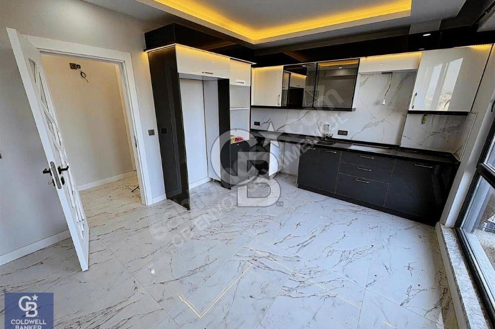 CB ENVOY'dan Topçular'da Deniz Manzaralı Bahçe Dubleks Daire