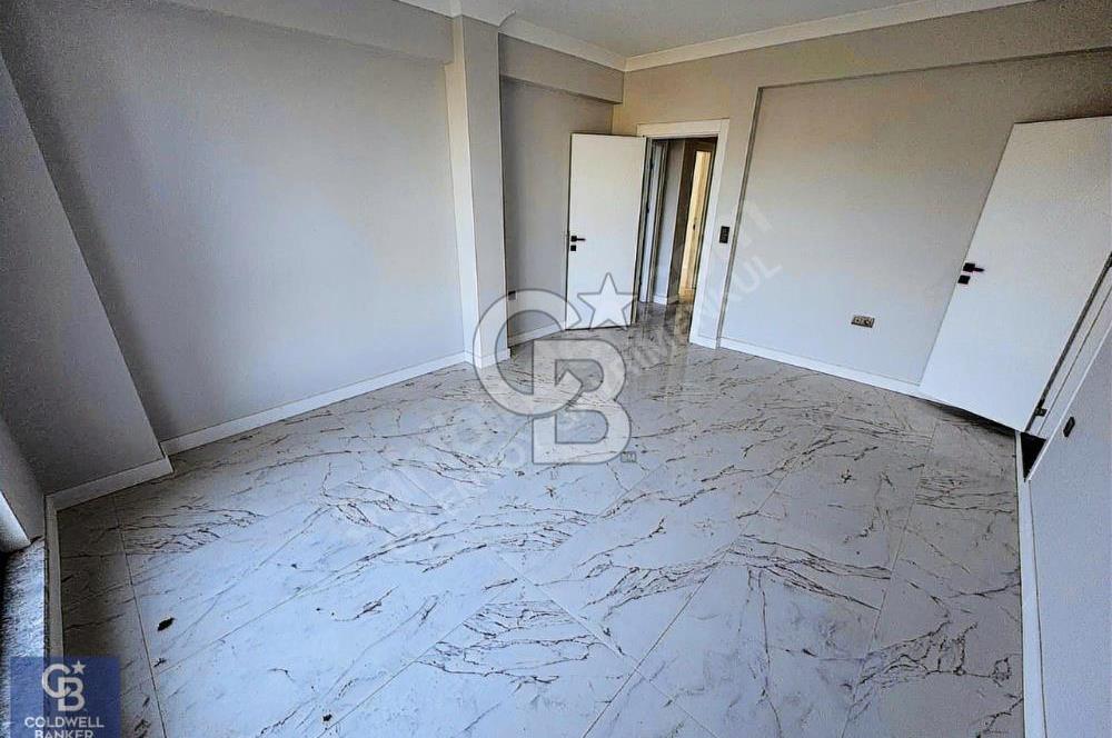 CB ENVOY'dan Topçular'da Deniz Manzaralı Bahçe Dubleks Daire
