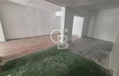 İZMİT MERKEZ İNÖNÜ CADDESİ ÜZERİ SATILIK GİRİŞ KAT 130M2 DÜKKAN