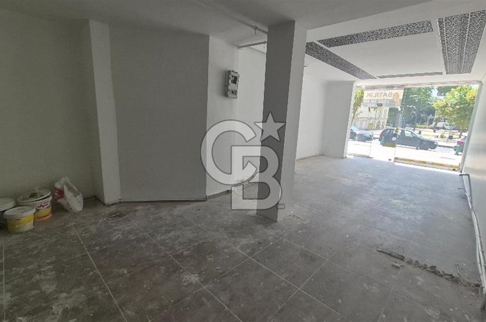 İZMİT MERKEZ İNÖNÜ CADDESİ ÜZERİ SATILIK GİRİŞ KAT 130M2 DÜKKAN