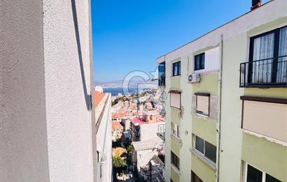 KONAK ÜÇYOLDA DENİZ MANZARALI, SIFIR, GENİŞ 1+1 KİRALIK DAİRE