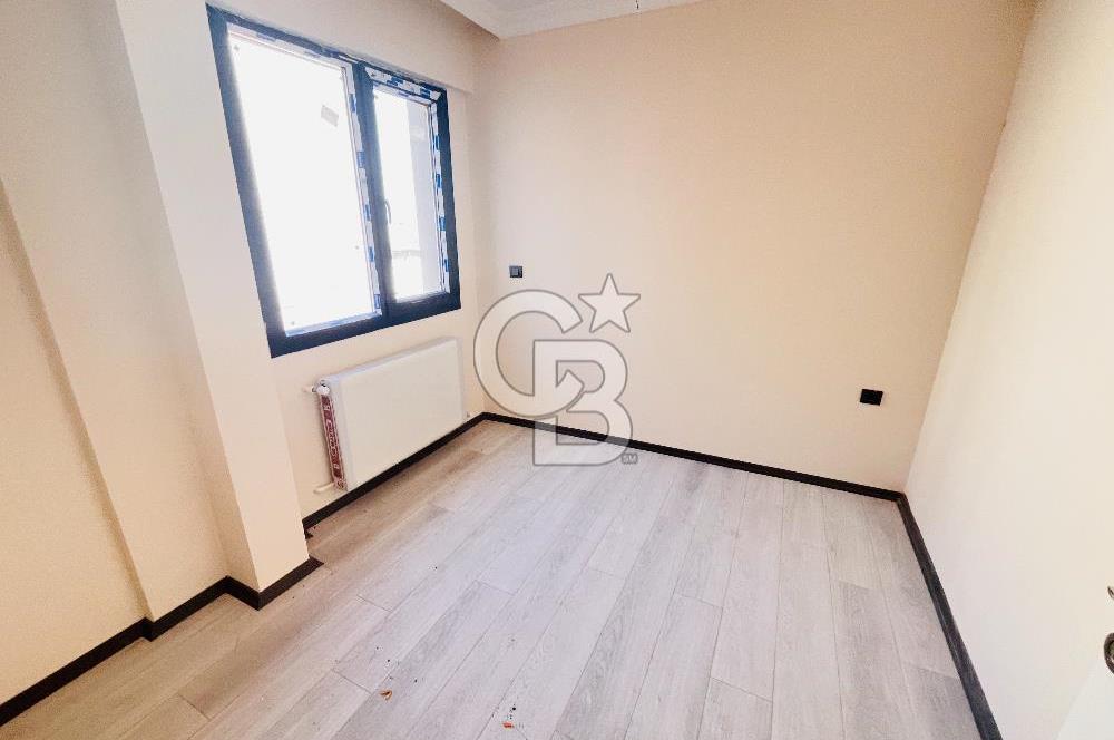 KONAK ÜÇYOLDA DENİZ MANZARALI, SIFIR, GENİŞ 1+1 KİRALIK DAİRE