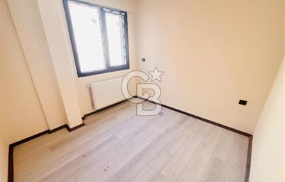 KONAK ÜÇYOLDA DENİZ MANZARALI, SIFIR, GENİŞ 1+1 KİRALIK DAİRE