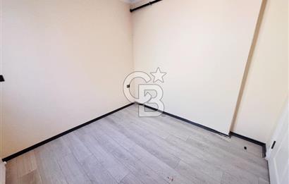 KONAK ÜÇYOLDA DENİZ MANZARALI, SIFIR, GENİŞ 1+1 KİRALIK DAİRE