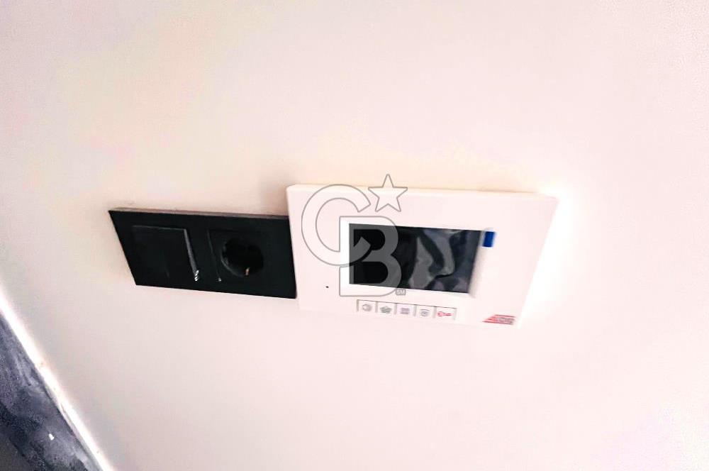 KONAK ÜÇYOLDA DENİZ MANZARALI, SIFIR, GENİŞ 1+1 KİRALIK DAİRE