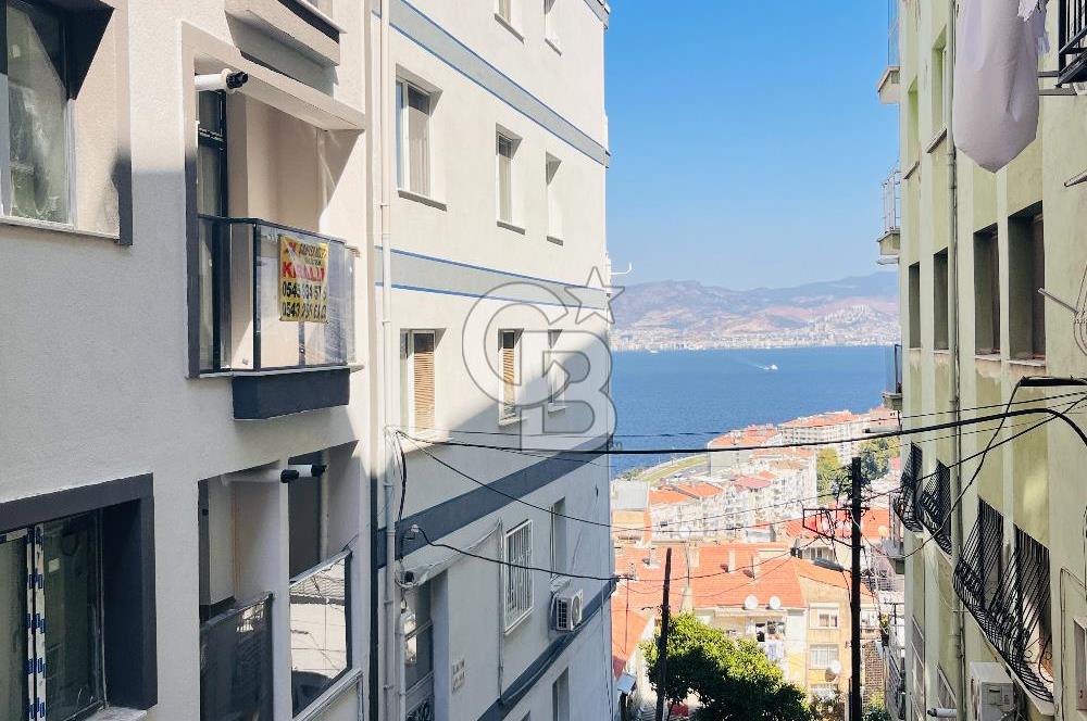 KONAK ÜÇYOLDA DENİZ MANZARALI, SIFIR, GENİŞ 1+1 KİRALIK DAİRE