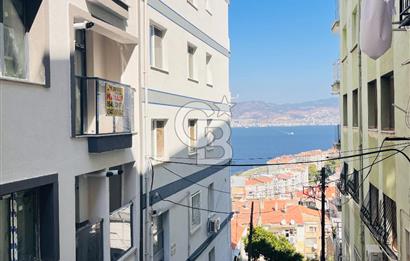 KONAK ÜÇYOLDA DENİZ MANZARALI, SIFIR, GENİŞ 1+1 KİRALIK DAİRE