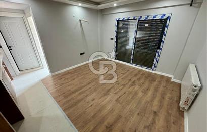 GARDEN BORNOVA HAVUZLU SİTEDE BALKONLU 1+1 DAİRE 