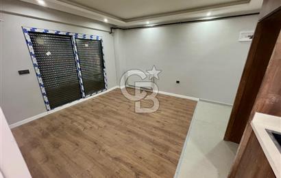 GARDEN BORNOVA HAVUZLU SİTEDE BALKONLU 1+1 DAİRE 