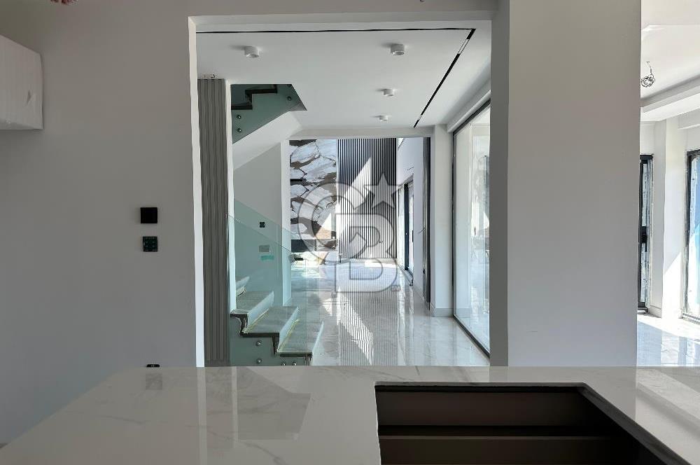BURSA/NİLÜFERKÖY-SATILIK MODERN LÜKS VİLLA