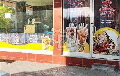 Pendik yayalarda depolu dükkan