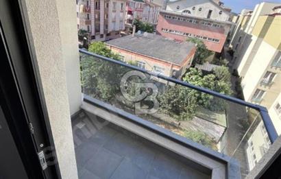 Sancaktepe Meclis Mahallesinde Satılık 2+1 daire butik sitede 