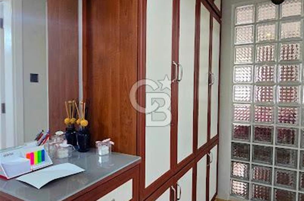 Yunus Emre Mahallesi Önder Sitesi'nde 130 M² Satılık Daire 