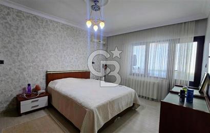 Yunus Emre Mahallesi Önder Sitesi'nde 130 M² Satılık Daire 
