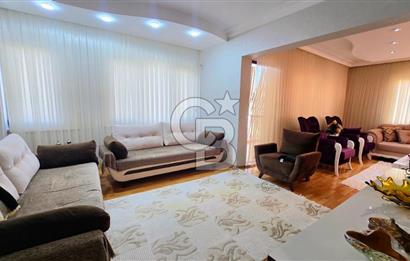Yunus Emre Mahallesi Önder Sitesi'nde 130 M² Satılık Daire 