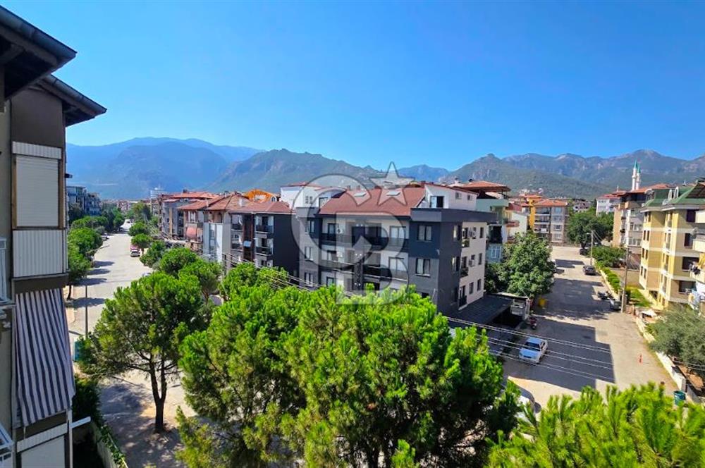 Yunus Emre Mahallesi Önder Sitesi'nde 130 M² Satılık Daire 