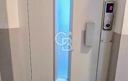 Yunus Emre Mahallesi Önder Sitesi'nde 130 M² Satılık Daire 