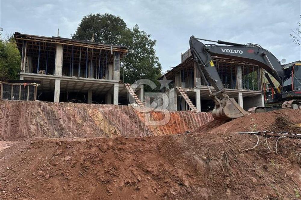 REŞADİYE'DE MÜSTAKİL HAVUZLU SİTE ÖZELLİKLİ SATILIK VİLLA