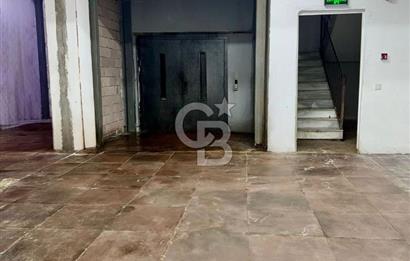 Sultanbeyli Aytop Gıda Sanayi Sitesi’nde Net 980 m2 Kiralık Dükkan