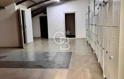 Sultanbeyli Aytop Gıda Sanayi Sitesi’nde Net 980 m2 Kiralık Dükkan