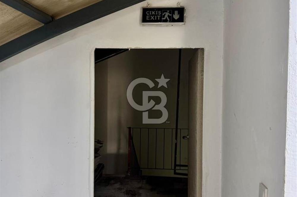 Sultanbeyli Aytop Gıda Sanayi Sitesi’nde Net 980 m2 Kiralık Dükkan