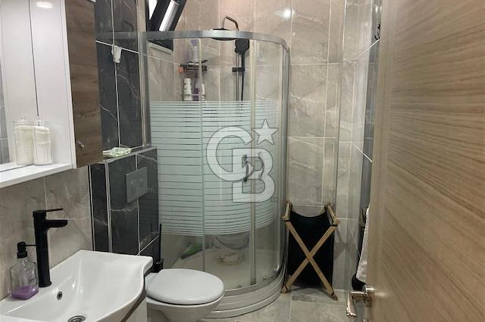 Güzelyalı da Merkezi Konumda 2+1 Satılık Daire