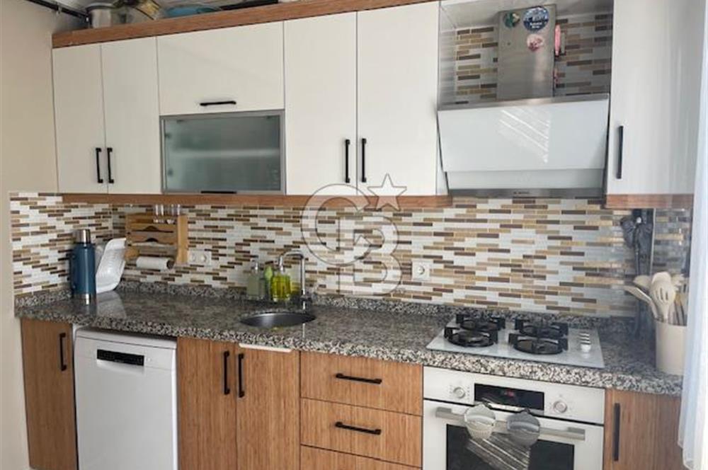 Güzelyalı da Merkezi Konumda 2+1 Satılık Daire