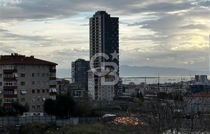 Yakacık 4+1 - 230 m2 Büyük Balkonlu Deniz Manzaralı Geniş Daire