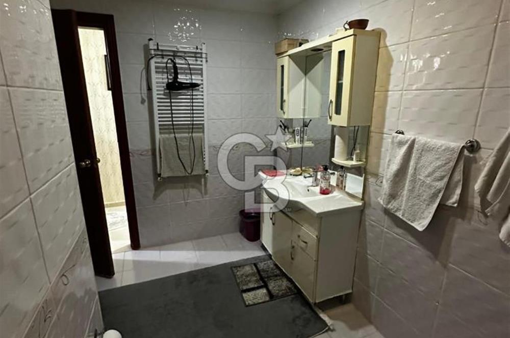 Yakacık 4+1 - 230 m2 Büyük Balkonlu Deniz Manzaralı Geniş Daire