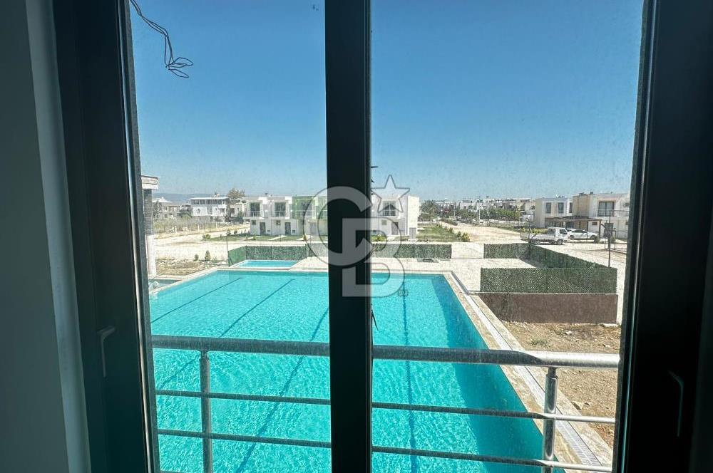 TAŞUCU/KUM MH. BOSPHORUS CİTY İÇERİSİNDE 3+1 SATILIK VİLLA