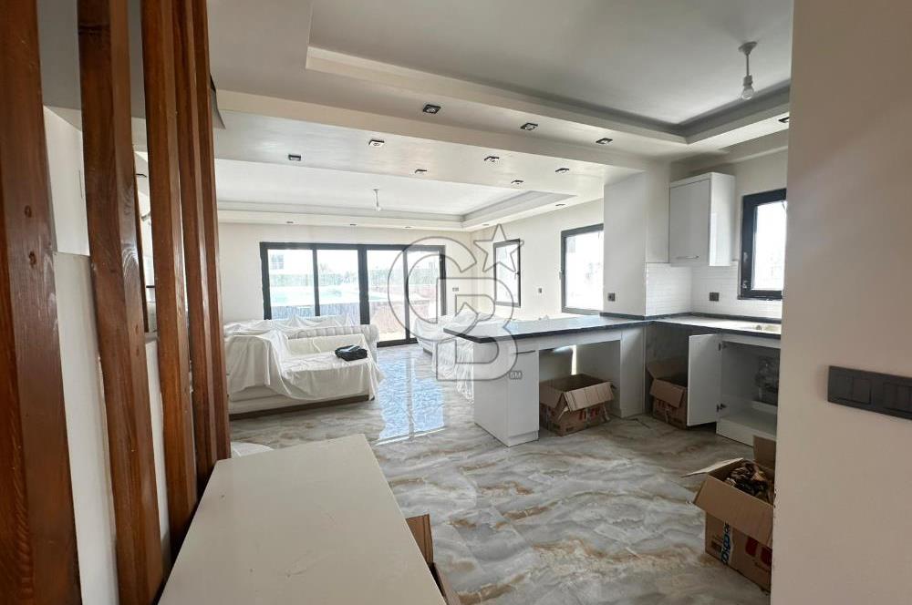 TAŞUCU/KUM MH. BOSPHORUS CİTY İÇERİSİNDE 3+1 SATILIK VİLLA