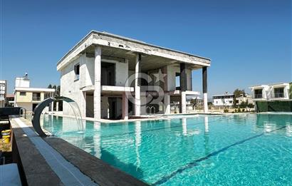 TAŞUCU/KUM MH BOSPHORUS CİTY'DE NATAMAM 4+1 SATILIK VİLLA