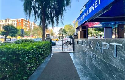 KARŞIYAKA GİRNE BULVARI SATILIK 3+1 DAİRE